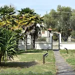 Close To The בית נופש אורמוס פנגיאס