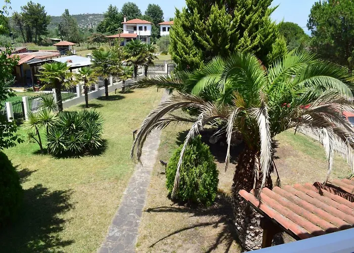 度假居 Close To The *