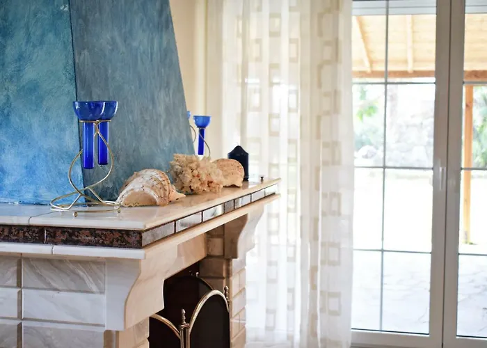 度假居 Close To The 奥马斯帕纳吉亚斯